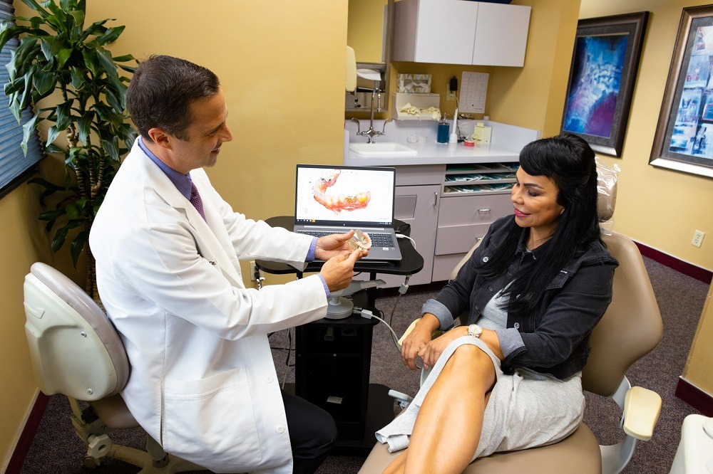 A doctor giving a consultation to a patient